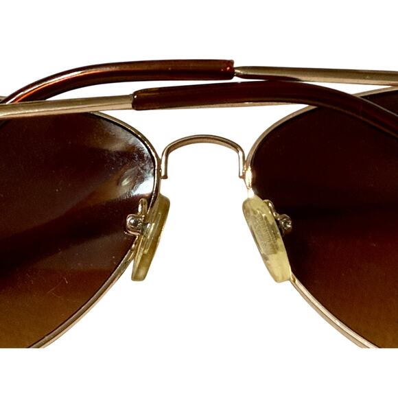 Ray-Ban Aviator Classic Sunglasses – Gold Frame / Brown Gradient Lenses – RB3025 - Picture 4 of 11